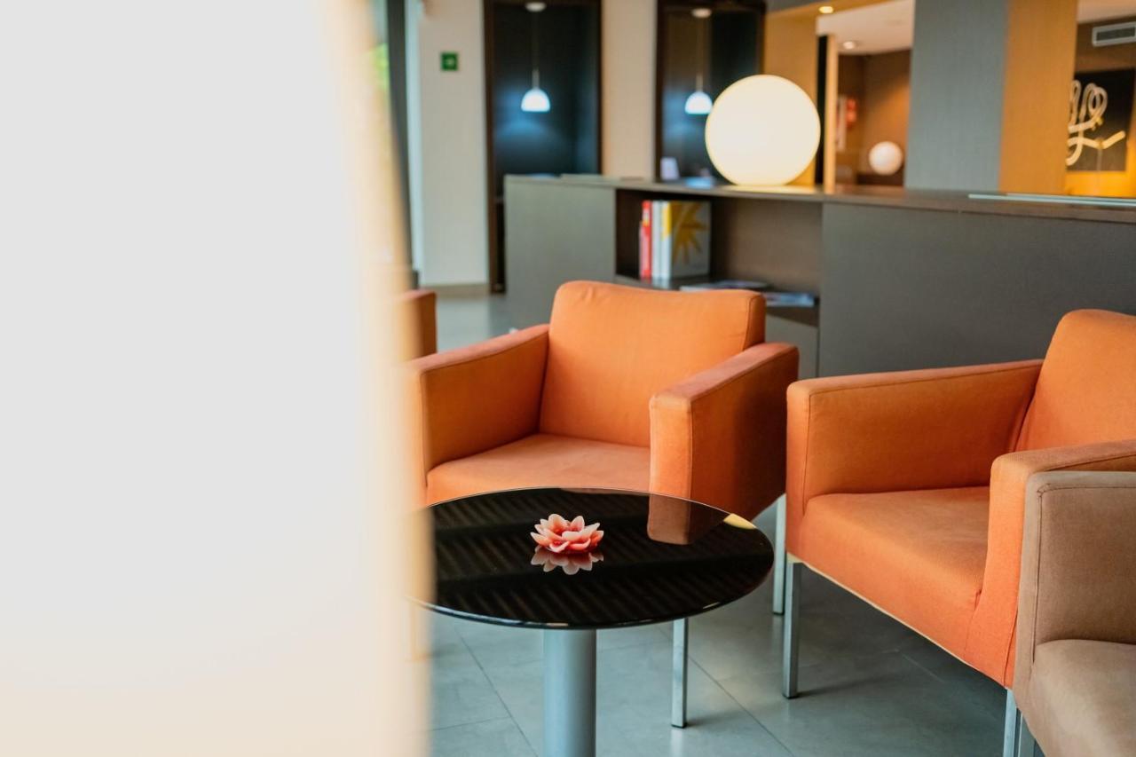Magnolia Hotel - Adults Only Σαλού Εξωτερικό φωτογραφία